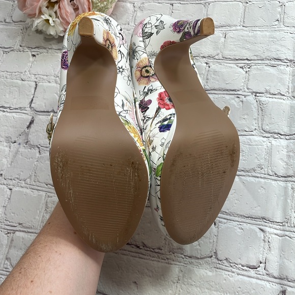 Qupid Floral Kitten Heel - Picture 3 of 5